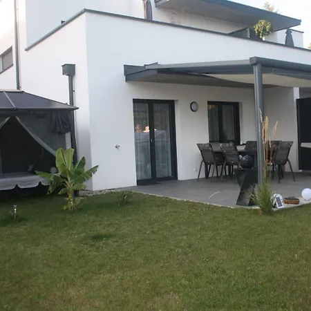 Apartmán Moderne Gartenwohnung Naehe Lkh Univ Klinikum