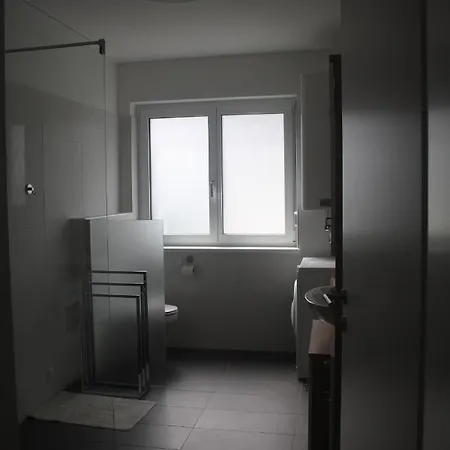 아파트 Moderne Gartenwohnung Naehe Lkh Univ Klinikum